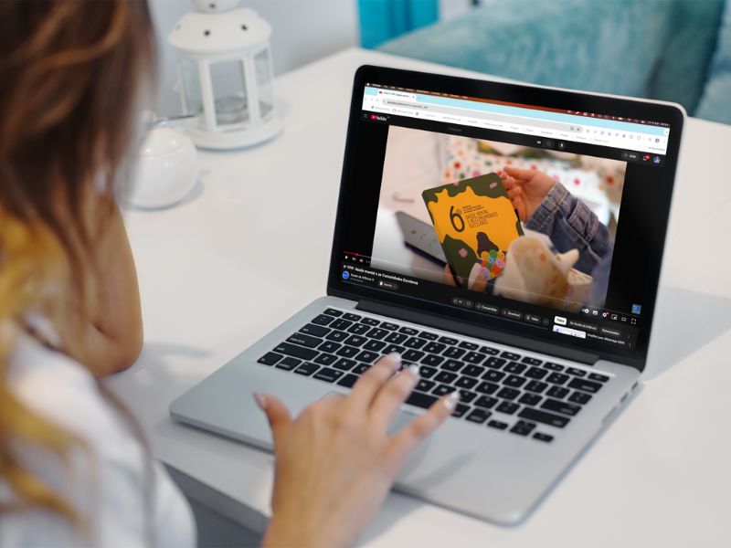 mockup-canal-youtube